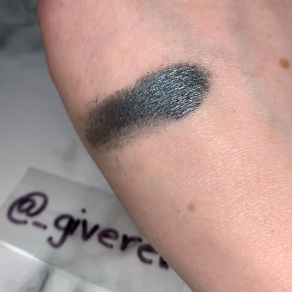 EMERALD DUSK - MAC Pigment - Picture 10 of 17